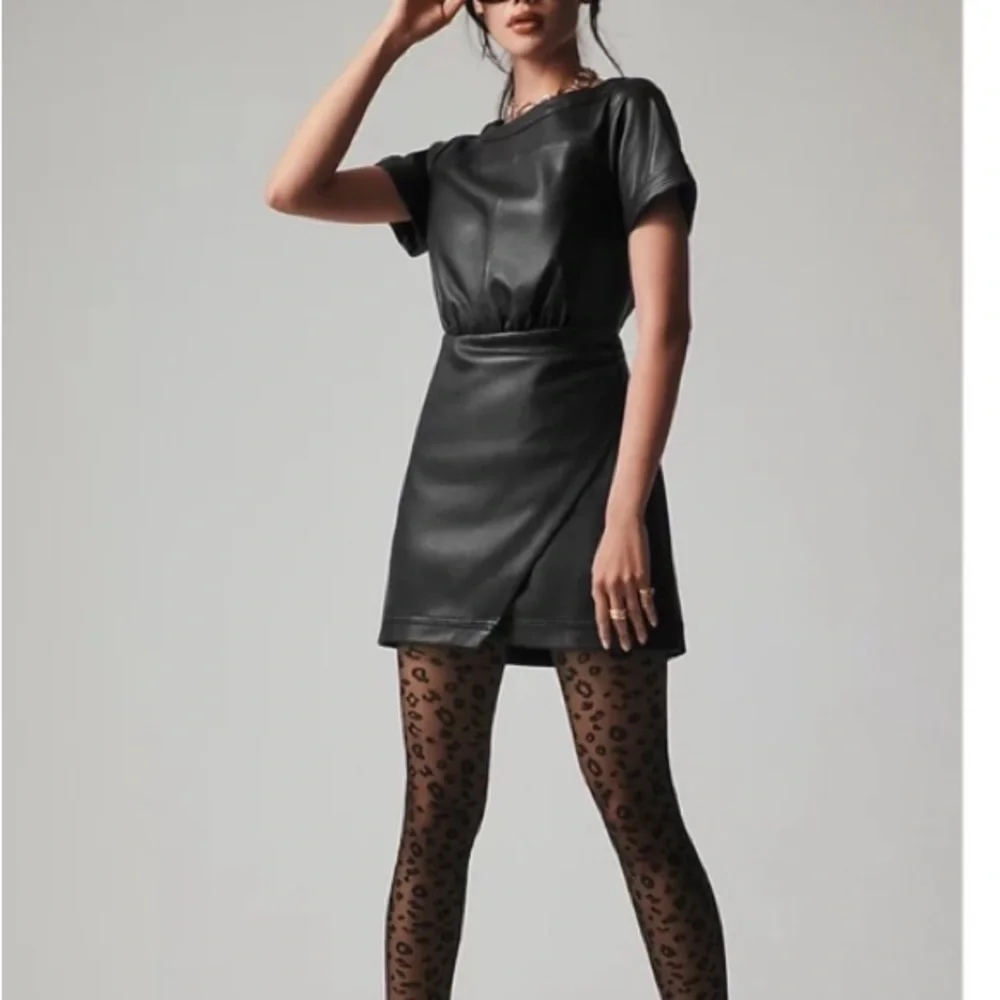 ANTHROPOLOGIE Faux Leather wrap mini dress Black/Noir SZ: 6 - Picture 1 of 13